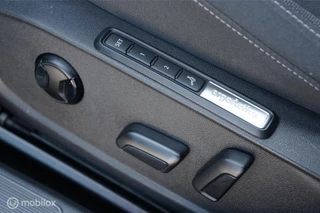 Volkswagen Golf Volkswagen Golf 1.5 eTSI DSG Style Apple/Android Panodak LED - afbeelding nr 20