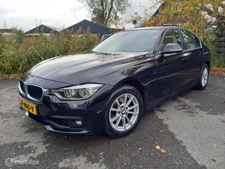 BMW 3 Serie 318i AUT. Centennial High Executiv Leer Navi PDC