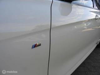 BMW 3 Serie BMW 3-serie Touring 320d M Sport Edition - afbeelding nr 16