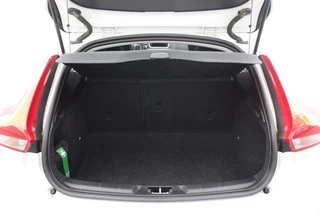 Volvo V40 Volvo V40 1.5 T2 Polar+ Automaat - Navi, Camera, Cruise, Stoelverw. - afbeelding nr 9