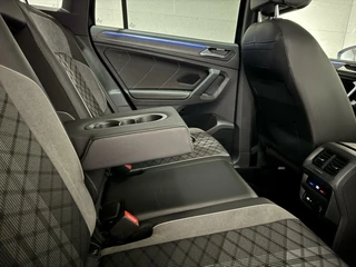 Volkswagen Tiguan Volkswagen Tiguan 1.5 TSI R-Line Black Style Pano H/K NAP - afbeelding nr 26