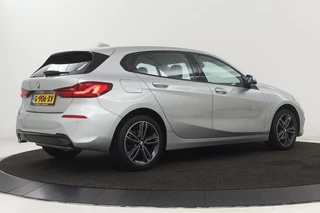 BMW 1 Serie BMW 1-serie 118i Executive Edition | Sport Line | Carplay |  Full LED | Sportstoelen | Climate control | Navigatie | Parkeerhulp | Live Cockpit | Cruise control - afbeelding nr 24