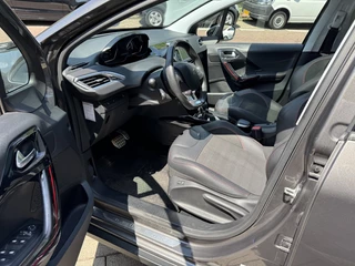 Peugeot 2008 Peugeot 2008 1.2 PureTech Gt-Line Automaat Pano Leer - afbeelding nr 28