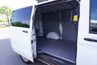 Mercedes-Benz Vito Mercedes-Benz Vito 114 CDI Lang Automaat - EURO 6 - A/C Climate - Navi - Cruise - € 14.950,- Excl. - afbeelding nr 10