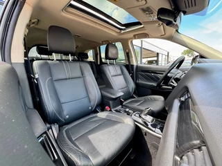 Mitsubishi Outlander Mitsubishi Outlander 2.0 PHEV 4WD INTYLE+ PREMIUM - afbeelding nr 24
