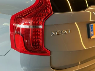 Volvo XC90 Volvo XC90 2.0 T8 Recharge AWD R-Design 7p PANO HUD 360* - afbeelding nr 21