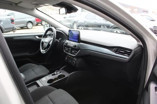 Ford Focus Ford Focus 1.5 EcoBoost Active Business 150pk | Dealeronderhouden! | Automaat | Trekhaak 1500KG | Cruise Control | Navigatie | Airco | Parkeersensoren | - afbeelding nr 12