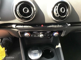 Audi A3 Audi A3 Limousine 2.0 TDI Ambition Pro Line S Veel uitstraling S-Line binnen en buiten Goed onderhouden Dist - afbeelding nr 16