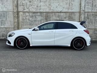 Mercedes-Benz A-Klasse Mercedes A45 AMG 4MATIC Pano/LED/Cruise/alcantara/381pk! - afbeelding nr 2