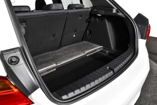 BMW 1 Serie | Cruise | PDC | NAV+ Apple Car Play | EEC | LM 19