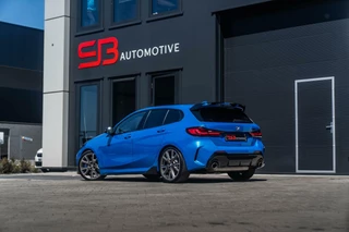 BMW 1 Serie BMW 1-serie M135i xDrive Business Edition Plus - afbeelding nr 5