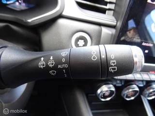 Renault Captur Renault Captur 1.6 E-Tech Plug-in Hybrid 160 Intens Panorama-Dak 18