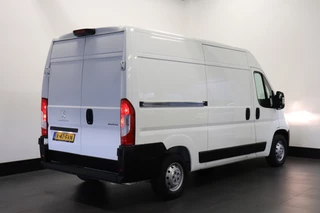 Peugeot Boxer - Airco - Navi - Cruise - Camera - € 15.950,- Excl. - afbeelding nr 2