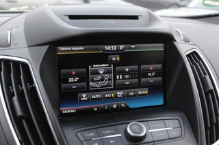 Ford C-MAX Ford C-MAX 1.0 Titanium / Trekhaak / Navigatie / Parkeerhulp V+A / 17'' / Stuur + Stoelverwarming / Elektr. achterklep / Getint glas / Cruise Control - afbeelding nr 21