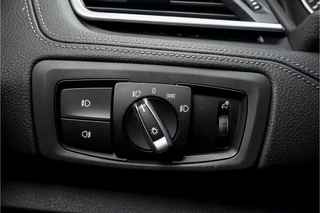BMW 2 Serie BMW 2 Serie Active Tourer 218i Sport Line Navi Camera Trekhaak - afbeelding nr 33