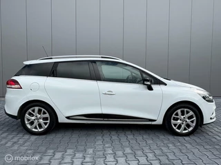 Renault Clio Renault Clio Estate 0.9 TCe Limited  | Navigatie | PDC - afbeelding nr 12