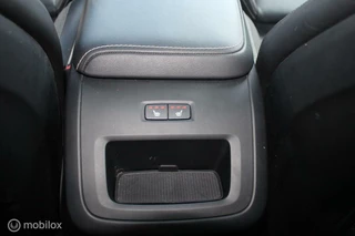 Volvo V60 Volvo V60 2.0 T4 R-Design Panodak/Leder/Memory/19Inch/Trekhaak - afbeelding nr 17
