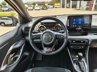 Toyota Yaris Toyota Yaris 1.5 Hybrid GR Sport | Premium Pack | Pano | JBL | Navi - afbeelding nr 9