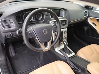 Volvo V40 Volvo V40 1.5 T2 Nordic+ | Stoelverwarming | Panodak | Stoelgeheugen | - afbeelding nr 17