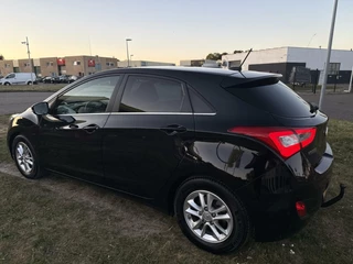 Hyundai i30 Hyundai i30 1.6 GDi GO! - NAVI/CLIMA/CAMERA/CRUISE/NAP - afbeelding nr 17