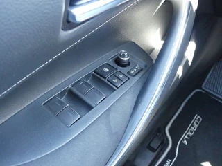Toyota Corolla Touring Sports Toyota Corolla Touring Sports 1.8 Hybrid Dynamic | Trekhaak | Camera | Keyless - afbeelding nr 5