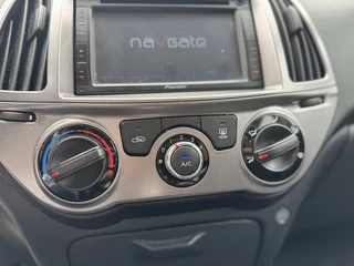 Hyundai i20 Hyundai i20 1.2i i-Deal | Navi | Airco - afbeelding nr 10