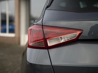 SEAT Arona SEAT Arona 1.0 EcoTSi 116pk DSG FR | Full LED | Keyless | ParkAssist + Camera | App-Connect | Armsteun vóór | Black Pack | Wireless Charge - afbeelding nr 43