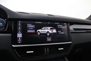 Porsche Cayenne Porsche Cayenne 3.0 BTW | Pano | 22 inch | Bose | Camera | Softclose - afbeelding nr 26