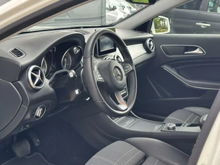 Mercedes-Benz GLA Mercedes-Benz GLA180 Prestige Automaat Airco Cruise Navi LED - afbeelding nr 9