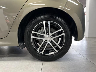 Toyota Yaris Toyota Yaris 1.5 Hybrid | Lane | Carplay | Camera | Cruise | - afbeelding nr 11
