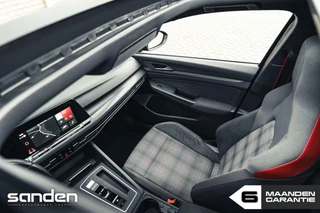 Volkswagen Golf Volkswagen Golf 2.0 TSI GTI H&K|Pano|Camera|Black pakket|IQ - afbeelding nr 23