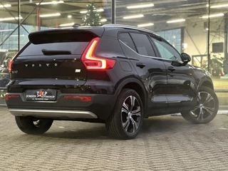 Volvo XC40 Volvo XC40 1.5 T5 Twin Engine Inscription Leer Dak 19