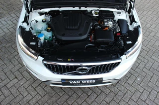 Volvo XC40 ➡️ Volvo XC40 1.5 T5 Recharge Inscription 262 pk | 1e eigenaar | 19 inch | Camera | Dakraam | LED | DAB | Trekhaak | Voorruit verwarming | Telefoon lader | NL auto | inc BTW | - afbeelding nr 9