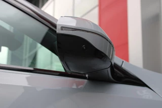 BMW 5 Serie BMW 5-serie 530e M-SPORT PRO 300PK (nieuw model) | PANORAMA DAK | M-SPORT PAKKET | M-SPORT AERODYNAMICA |  M-SPORT NAPPALEDEREN STUURWIEL MET SPORTBOOST FUNCTIE | BMW SHADOWLINE ADAPTIEVE LED KOPLAMPEN | ELEKTRISCH BEDIENBARE ACHTERKLEP |  BMW INDIVIDIUAL HIGH GLOSS EXTERIEUR RAAMLIJST AFWERKING | BMW LIVE COCKPIT PROFESSIONAL | ELEKTRISCH VERSTELBARE VOORSTOELEN MET VENTILATIE / VERWARMING EN GEHEUGEN OP DE BESTUURDERSSTOEL |  ACHTERBANKVERWARMING | 4-ZONE CLIMATE CONTROL | DONKER GETINTE ACHTERRUITEN | DONKERE HEMELBEKLEDING | DRIVE ASSISTANT | HARMAN KARDON Hi-Fi GELUIDSSYSTEEM| DRAARLOZE TELEFOONLADER | DRAADLOOOS APPLE CARPLAY / ANDROID AUTO | KLASSE 3 ALARM | COMFORT ACCESS | 20