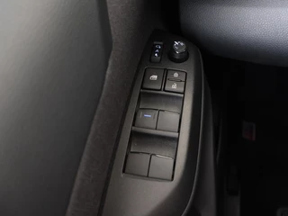 Toyota Yaris Cross Toyota Yaris Cross 1.5 Hybrid GR Sport (Automaat) - afbeelding nr 31