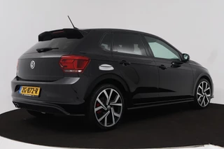 Volkswagen Polo Volkswagen Polo 2.0 TSI GTI (STOELVERWARMING, NAVIGATIE, AUTOMAAT, CRUISE ADAPTIEF, PARKEERSENSOREN, NL-AUTO) - afbeelding nr 9