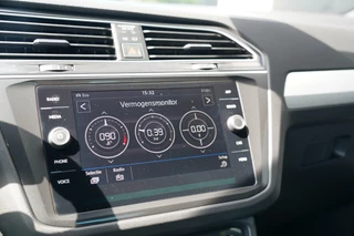 Volkswagen Tiguan Volkswagen Tiguan 1.4 TSI 4Motion Highline Business R - Trekhaak - Standkachel - Stoelverwarming & stuurwielverwarming - Parkeercamera - Climate Control - Cruise Control - LED - - afbeelding nr 32