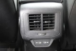 Volkswagen T-Roc Volkswagen T-Roc 1.5 TSI R-Line DSG Black Style Virtual/Navi/18