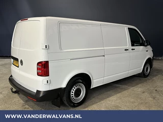 Volkswagen Transporter Volkswagen Transporter 2.0 TDI L2H1 Euro6 Airco | Navigatie | Cruisecontrol | Trekhaak | Leder stuurwiel Parkeersensoren - afbeelding nr 11