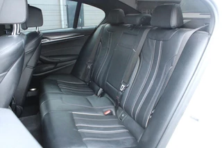 BMW 5 Serie BMW 5-serie 520i M-SPORT LASER MEMORY LEDER CAMERA SFEERVERLICHTING - afbeelding nr 22