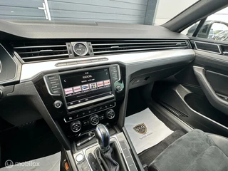 Volkswagen Passat Volkswagen Passat Variant 1.4 TSI GTE Highline - afbeelding nr 13
