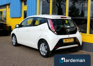 Toyota Aygo Toyota Aygo 1.0 VVT-i x-play Automaat Camera - afbeelding nr 6