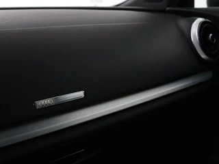 Audi A3 Audi A3 1.0 TFSI Sport S Line Edition | Trekhaak |  Half leder | Sportstoelen | Full LED | Navigatie | Climate control | Cruise control - afbeelding nr 24