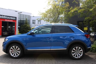 Volkswagen T-Roc Volkswagen T-Roc 1.5 TSI Sport 150PK! Virtual/Navi/17