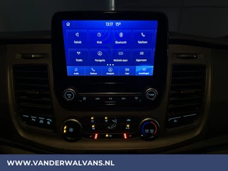 Ford Transit Ford Transit 2.0 TDCI 131pk L3H2 Euro6 Airco | Camera | Navigatie | Apple Carplay | Android Auto Cruisecontrol, Parkeersensoren, Elektrisch verstelbare bestuurdersstoel, Verwarmde voorruit, Stoelverwarming, Bijrijdersbank - afbeelding nr 17