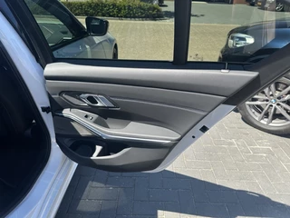 BMW 3 Serie BMW 3 Serie 318i High Executive Dak H&K M-Pakket - afbeelding nr 10