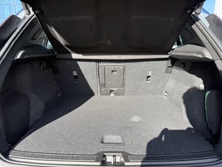 Volvo XC40 Volvo XC40 T5 262PK Recharge| R-Design-FULL OPTIONS ! Stylingpack - afbeelding nr 38