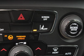 Jeep Compass Jeep Compass 1.4 MultiAIR NIGHT EAGLE / Zwart dak / Apple Carplay - afbeelding nr 40