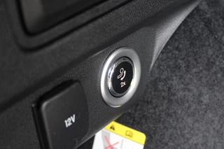 Ford Kuga | Trekhaak | BLIS | Navigatie | Winterpack - afbeelding nr 44