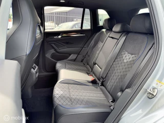 Volkswagen Tiguan Volkswagen Tiguan 1.5 eTSI R-Line | Pano | Massage | ACC - afbeelding nr 17